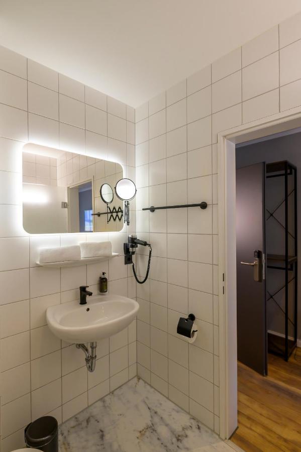 Nikii City Hotel Leverkusen Buitenkant foto